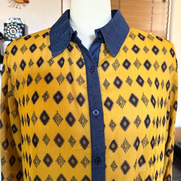 Mustard yellow print TOV Holy blouse with chambray accents EU 44 US 12 - Picture 2 of 10